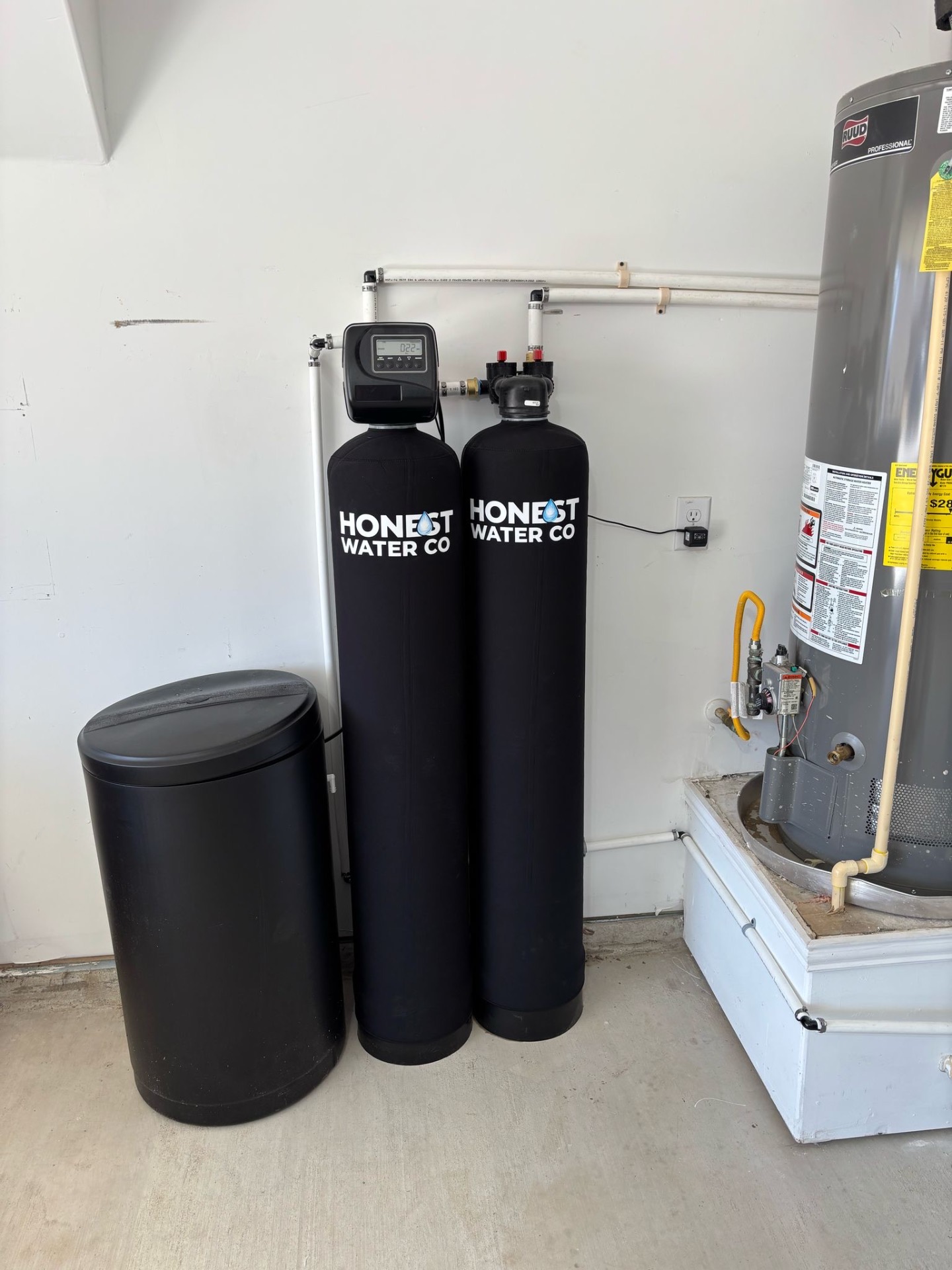 Branded Honest Water Co dual tank system with round brine tank